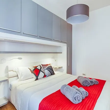 Apartamento Frida Nuovo Luminoso Con Vista Aperta E Parcheggio Economico Vicino *