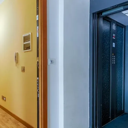 Frida Nuovo Luminoso Con Vista Aperta E Parcheggio Economico Vicino Triëst