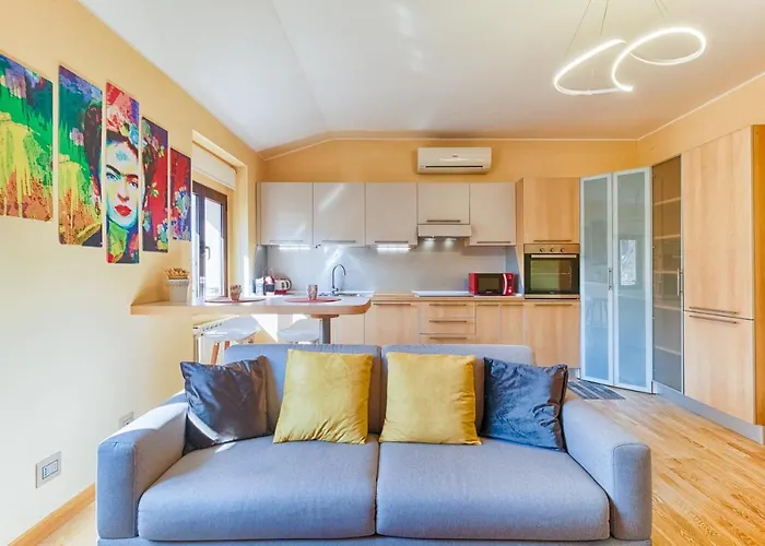 Frida Nuovo Luminoso Con Vista Aperta Trieste